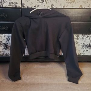 Black cropped hoodie